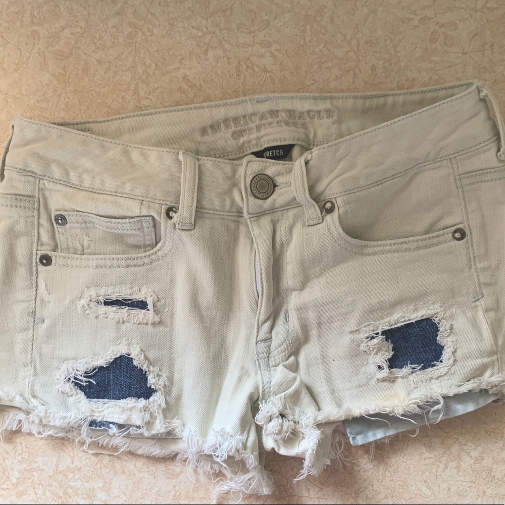 American Eagle Shorts - white/size 6
